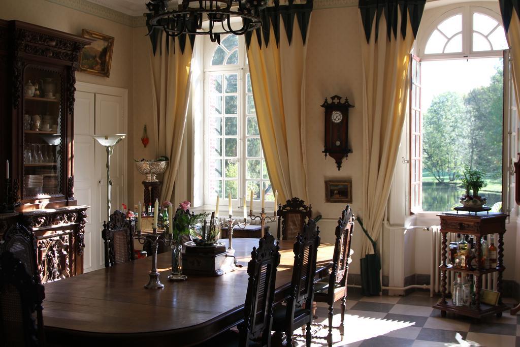Chateau Du Breuil Bed and Breakfast Gevrolles Buitenkant foto